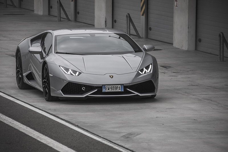 Lamborghini Huracan LP610-4 pista 24